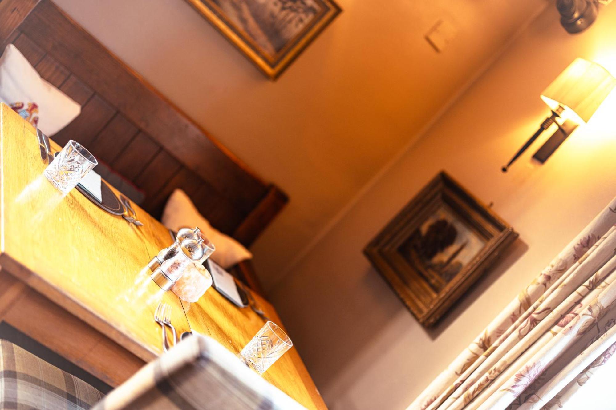 The Fairfax Arms Hotel Gilling East Buitenkant foto