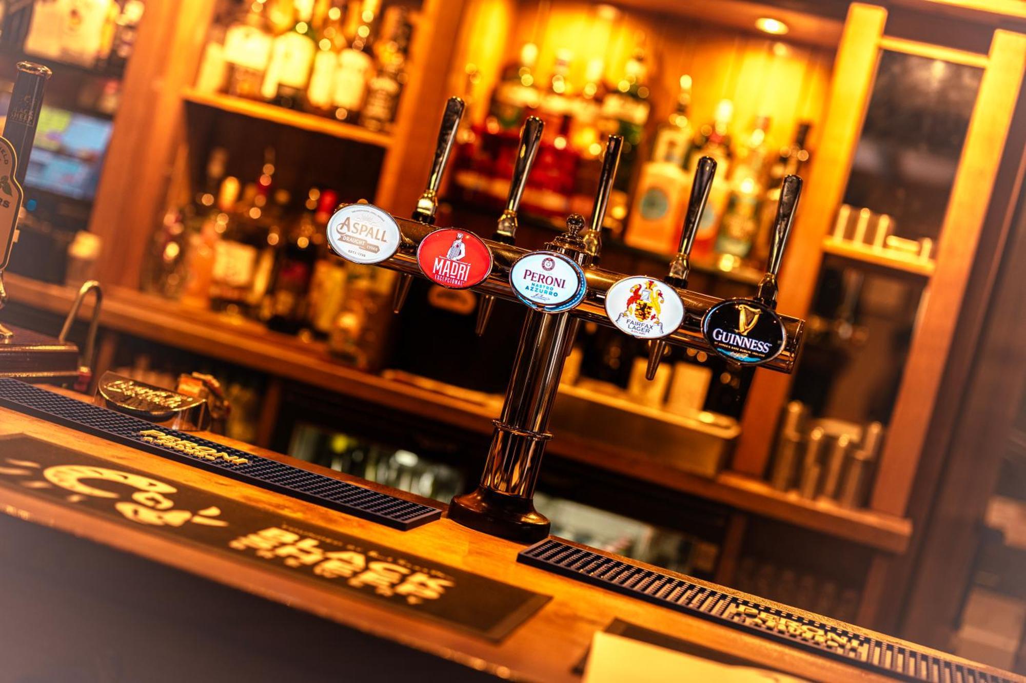 The Fairfax Arms Hotel Gilling East Buitenkant foto
