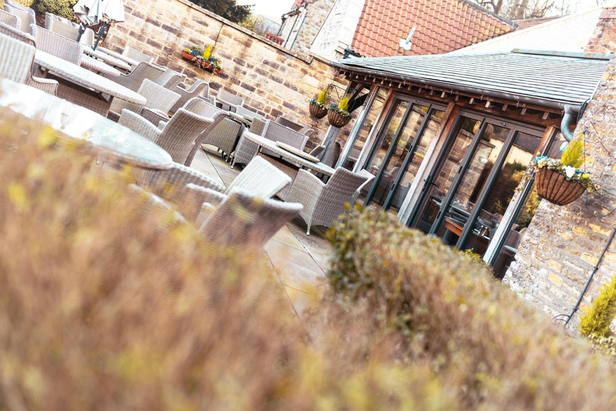 The Fairfax Arms Hotel Gilling East Buitenkant foto